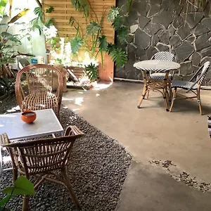 https://fare-rearea-a-papeete.frenchpolynesia-hotels.com