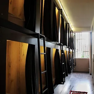 https://hostel-90pods-c-o-working.albaniahotels.org